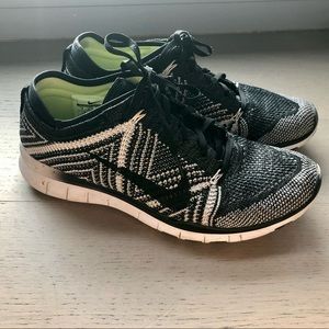 Nike Knit Running Shoes